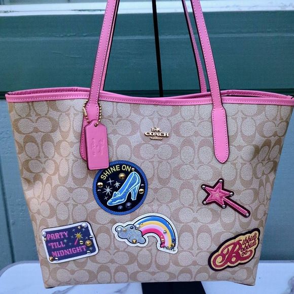 Coach X Disney Cinderella City Tote In Signature C Canvas With Patches - Picture 3 of 11